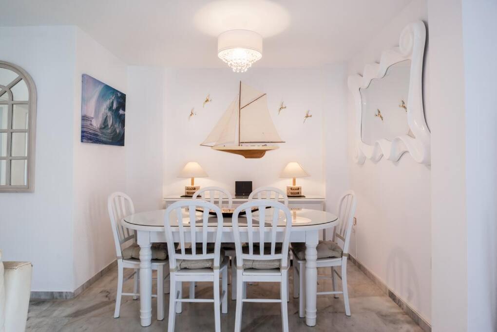 Apartamento Con Piscina Cerca Del Golf En Atalaya - Atalaya Del Golf 31 Estepona Exterior foto